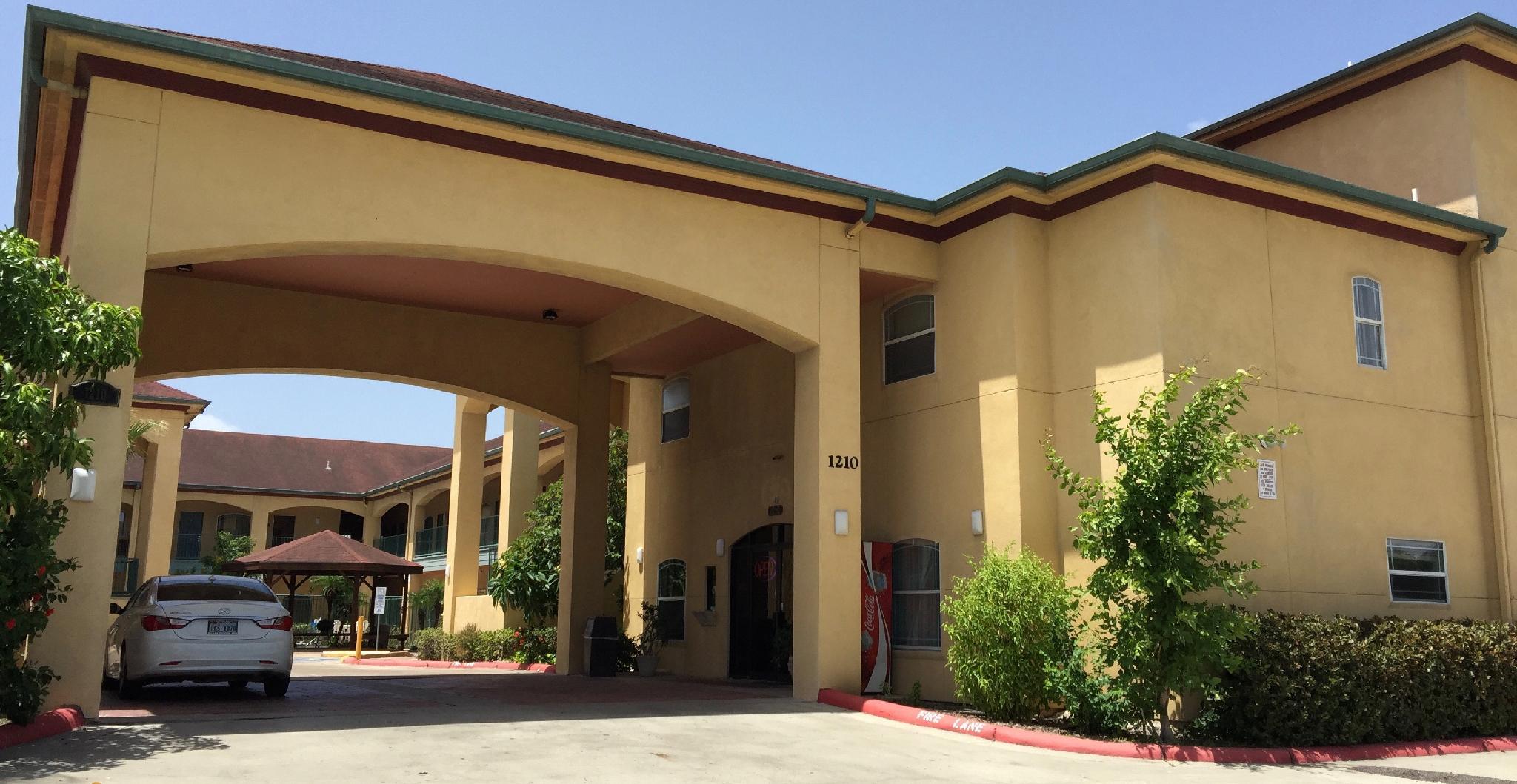 Ngoại cảnh khách sạn