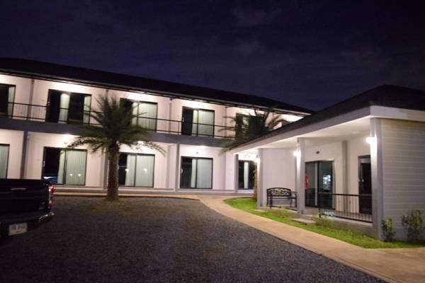 Ngoại cảnh khách sạn