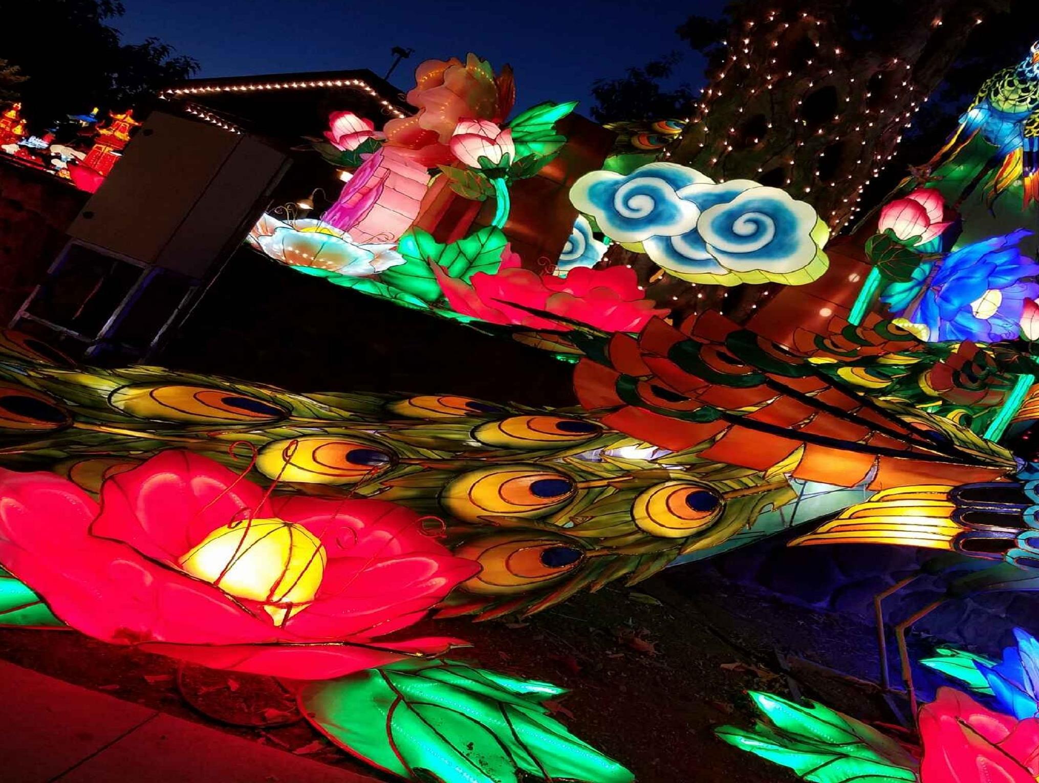 Nơi tham quan gần đây