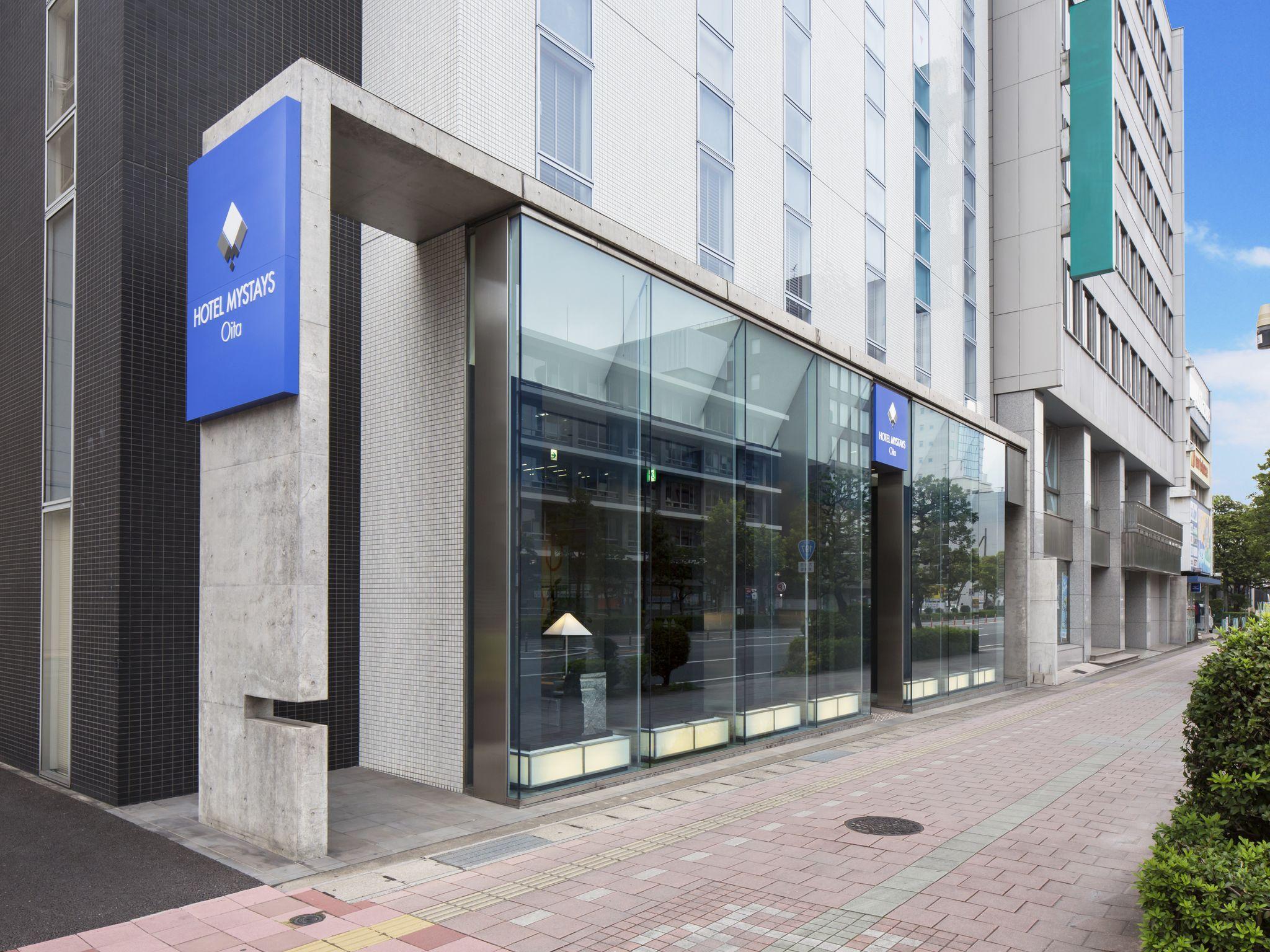 Ngoại cảnh khách sạn