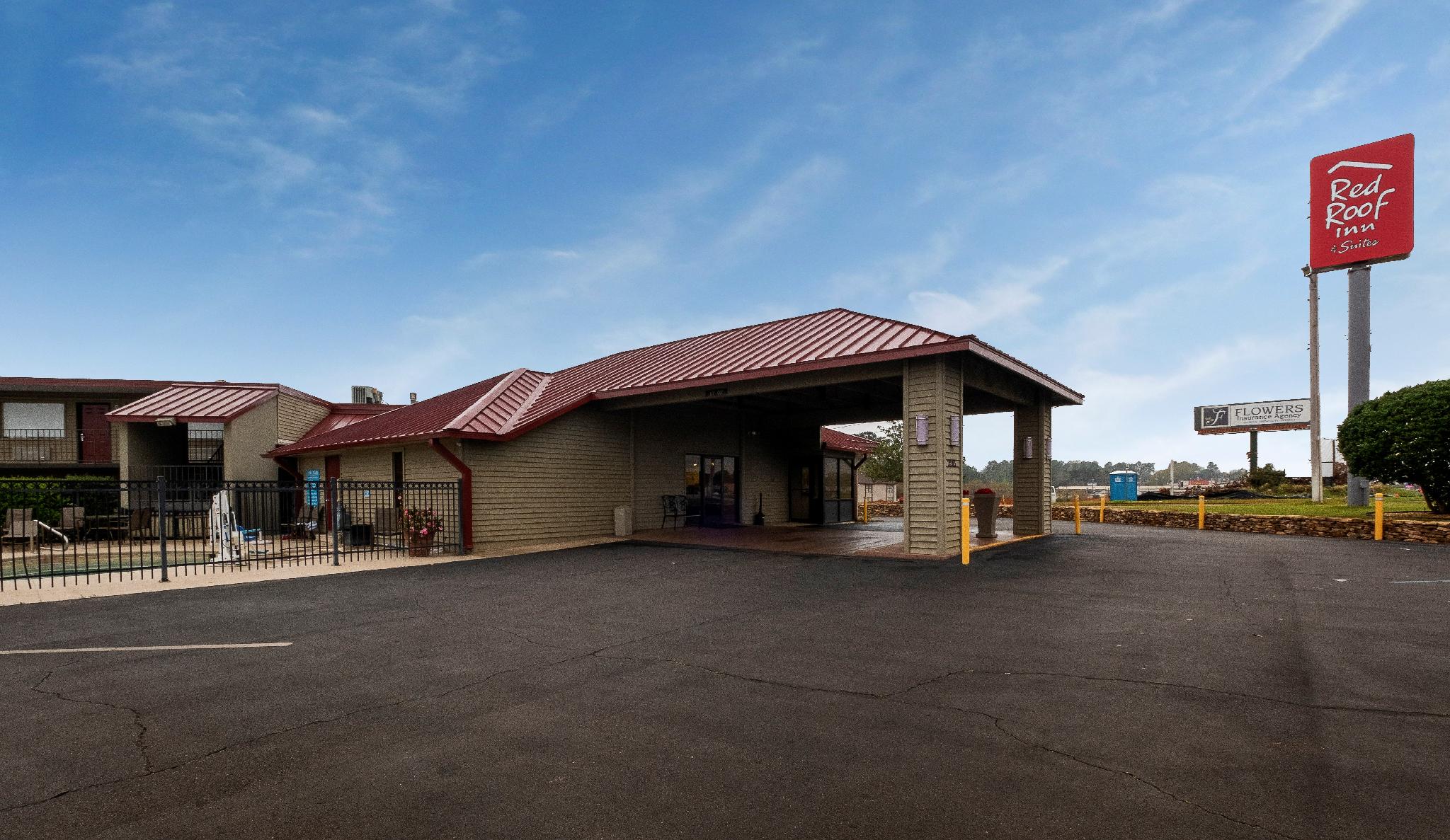 Ngoại cảnh khách sạn