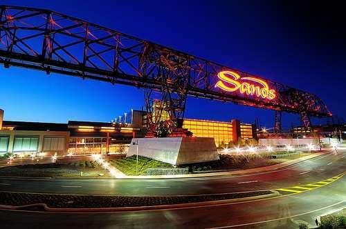 Khu vực xung quanh