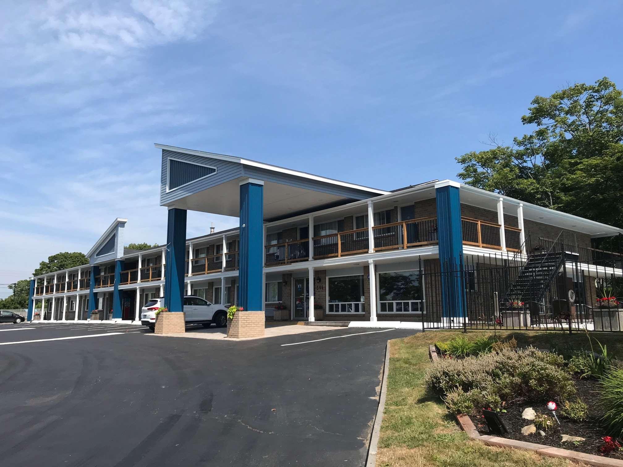 Ngoại cảnh khách sạn