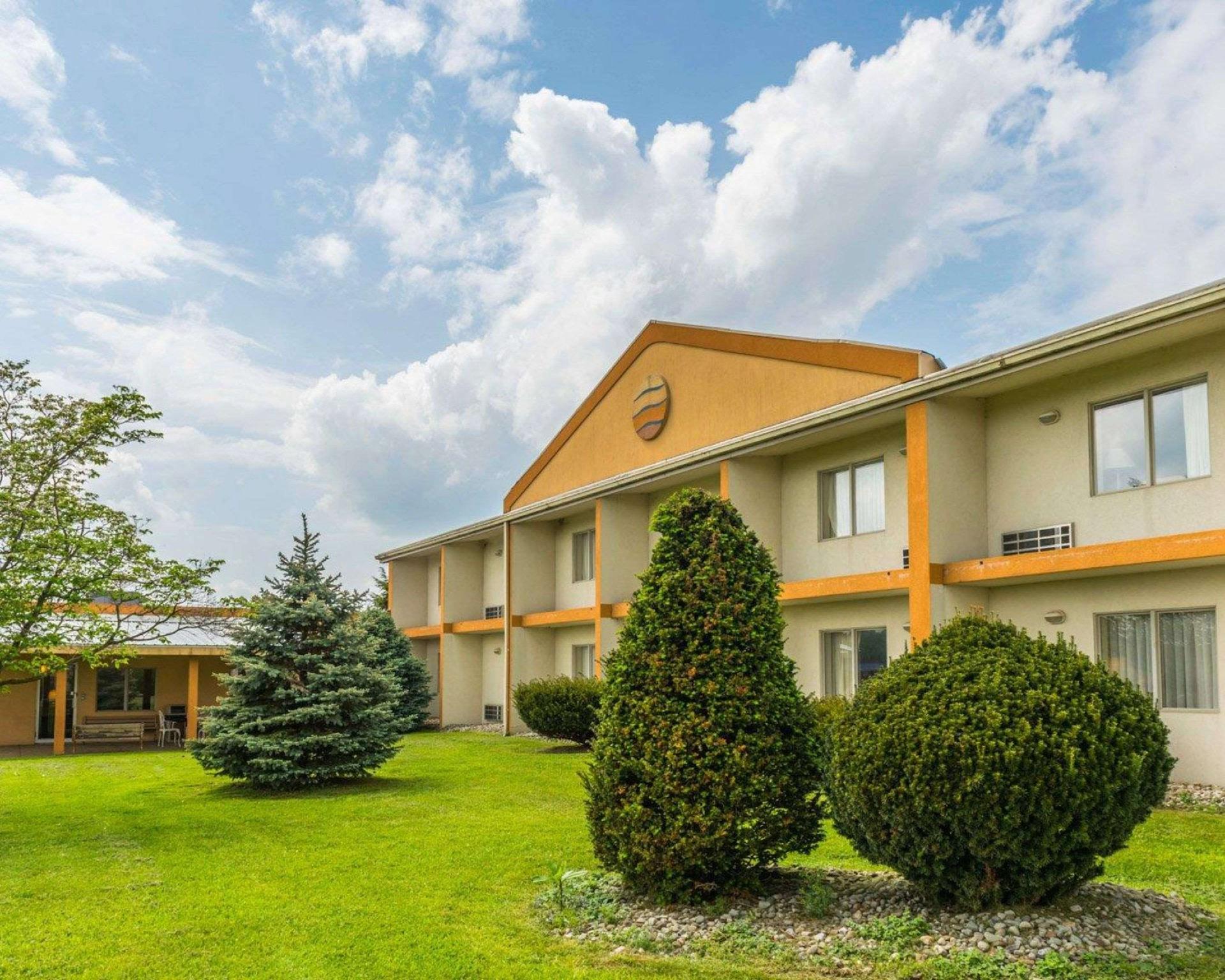 Ngoại cảnh khách sạn