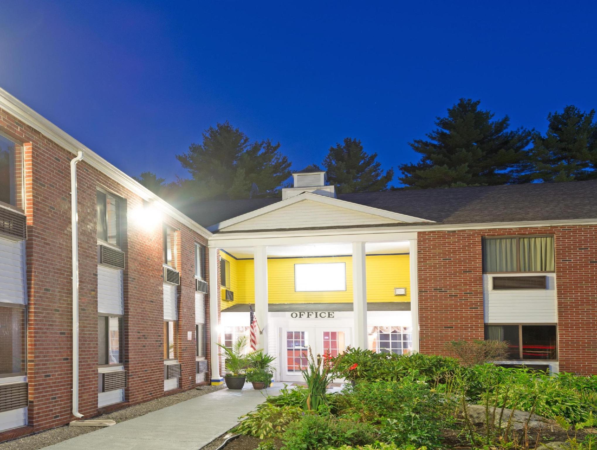 Ngoại cảnh khách sạn