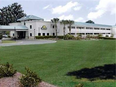 Ngoại cảnh khách sạn