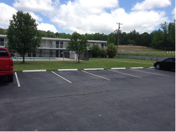 Khu vực xung quanh