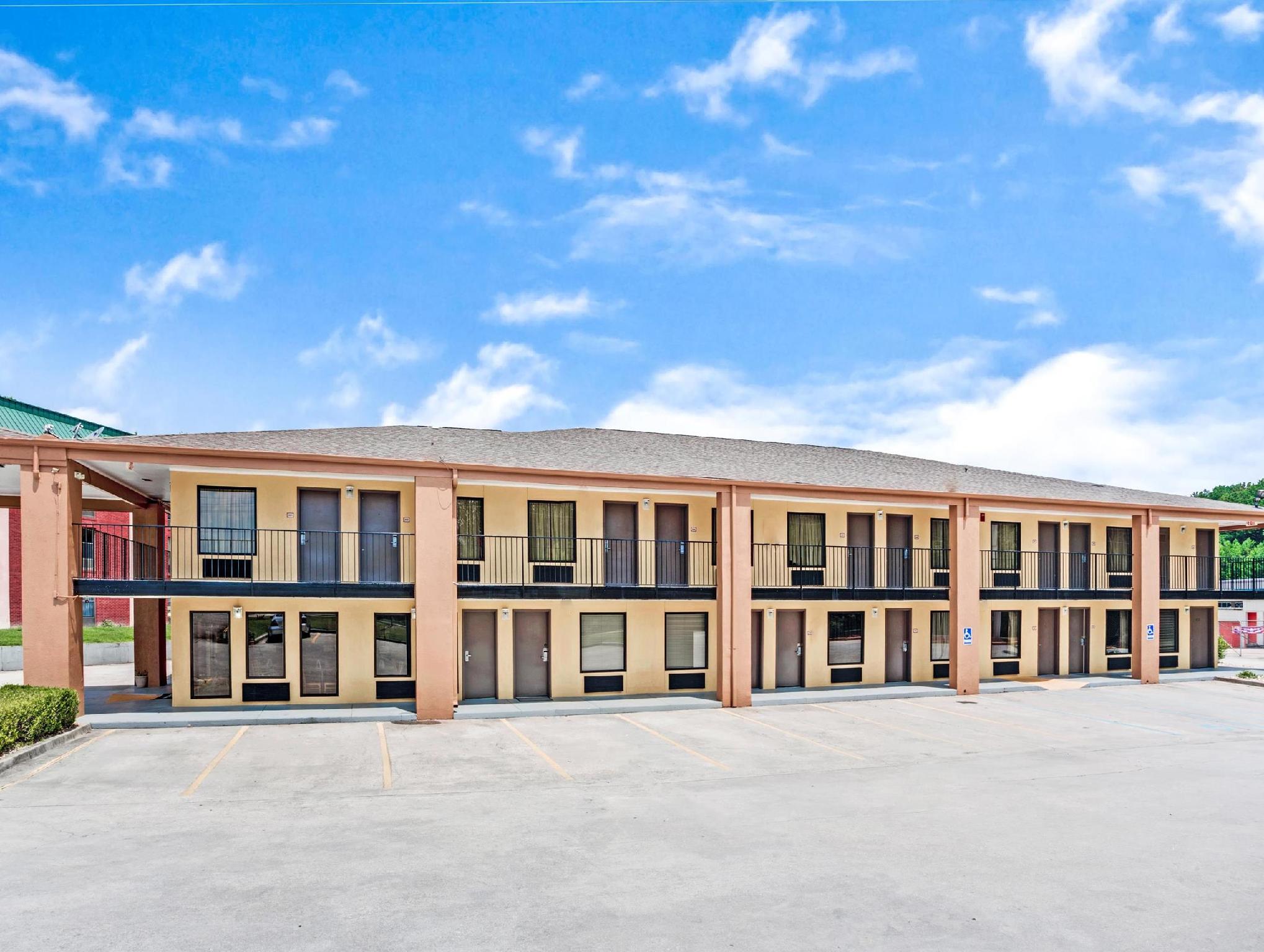 Ngoại cảnh khách sạn