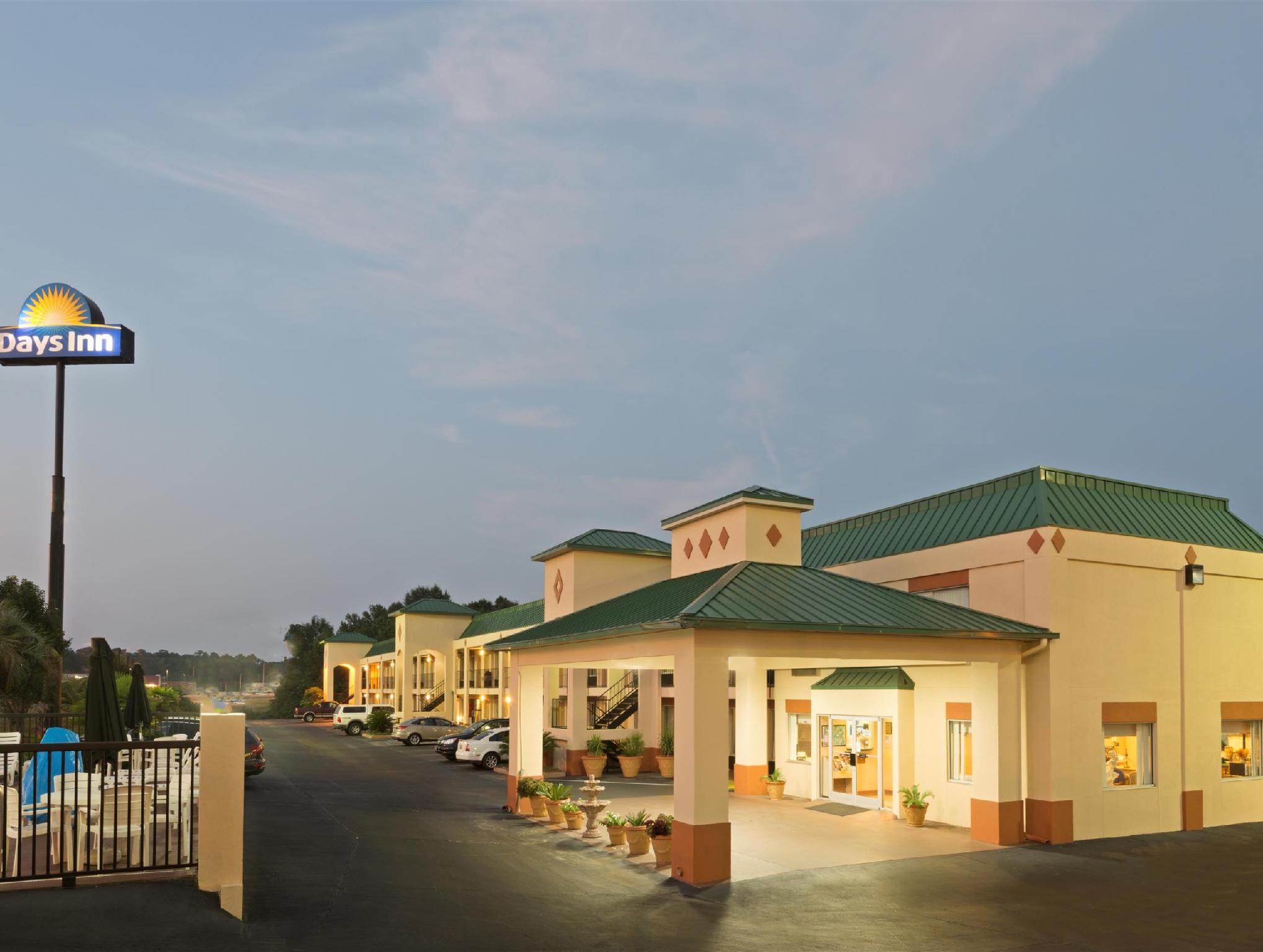 Ngoại cảnh khách sạn