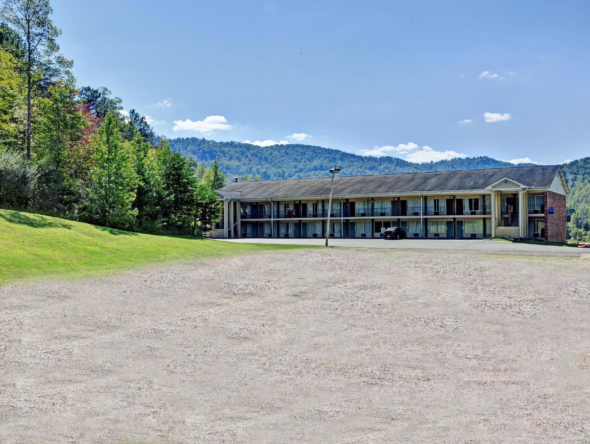 Khu vực xung quanh