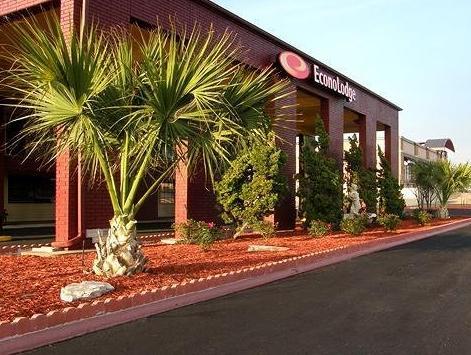 Ngoại cảnh khách sạn