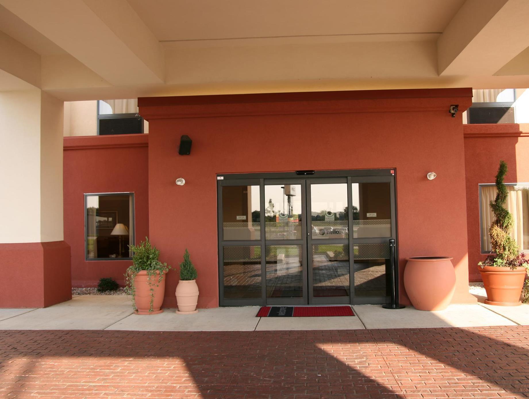 Ngoại cảnh khách sạn