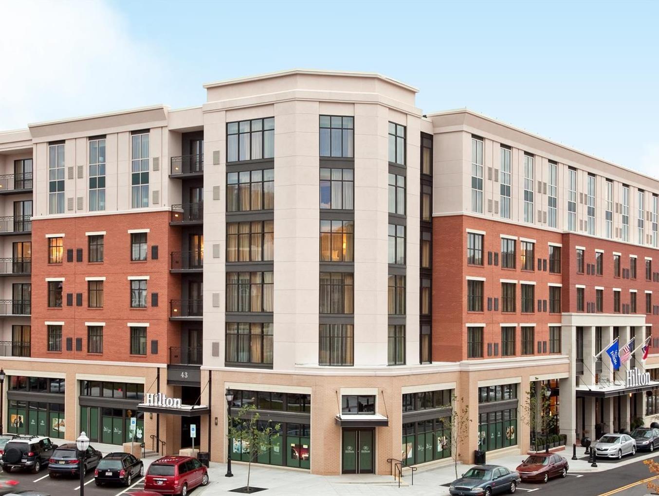 Ngoại cảnh khách sạn