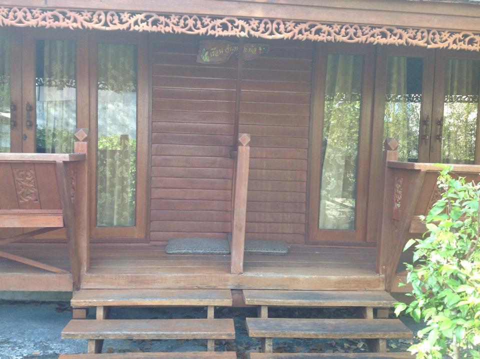 Ngoại cảnh khách sạn