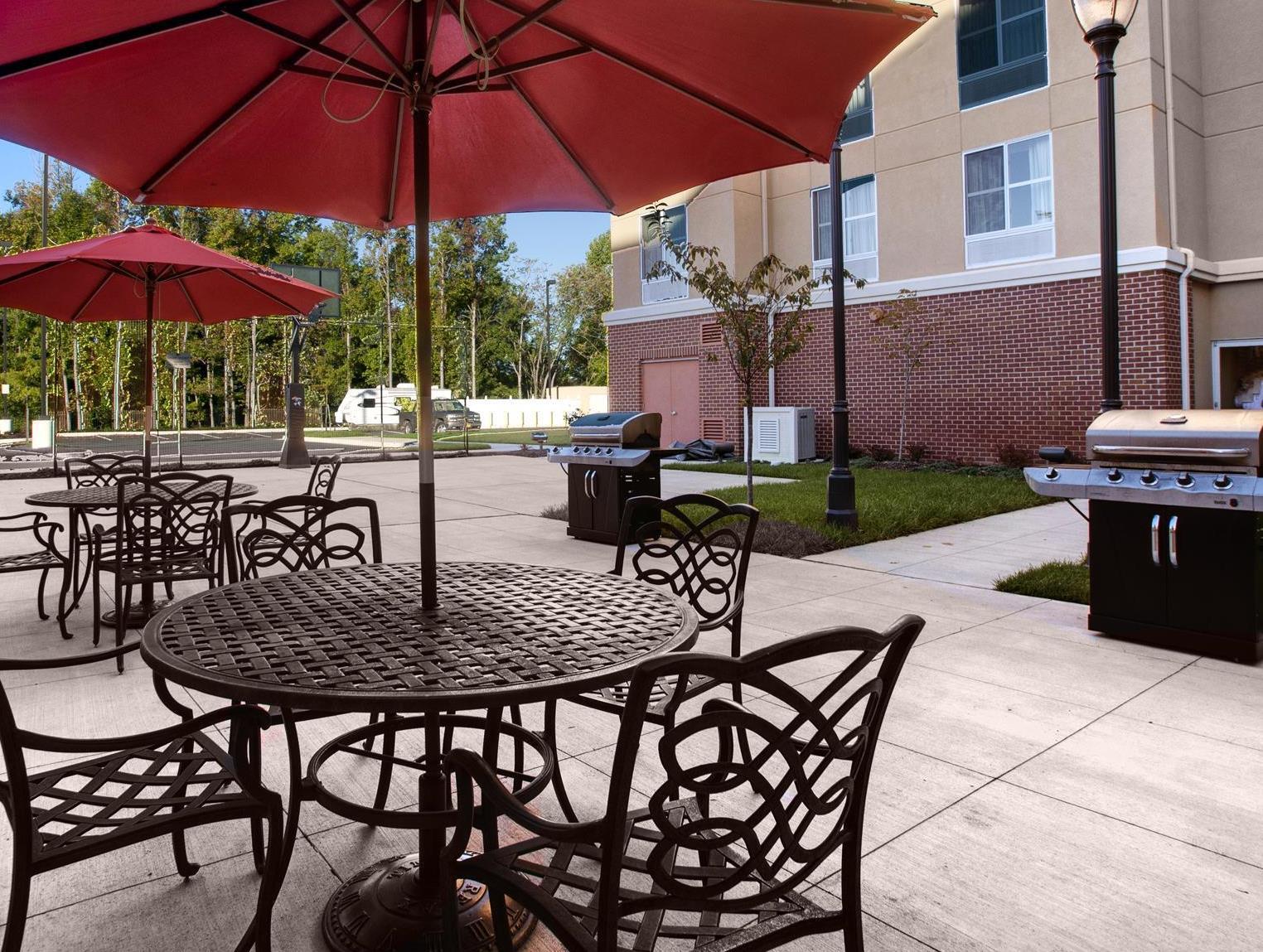 Ngoại cảnh khách sạn