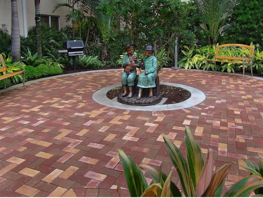 Ngoại cảnh khách sạn