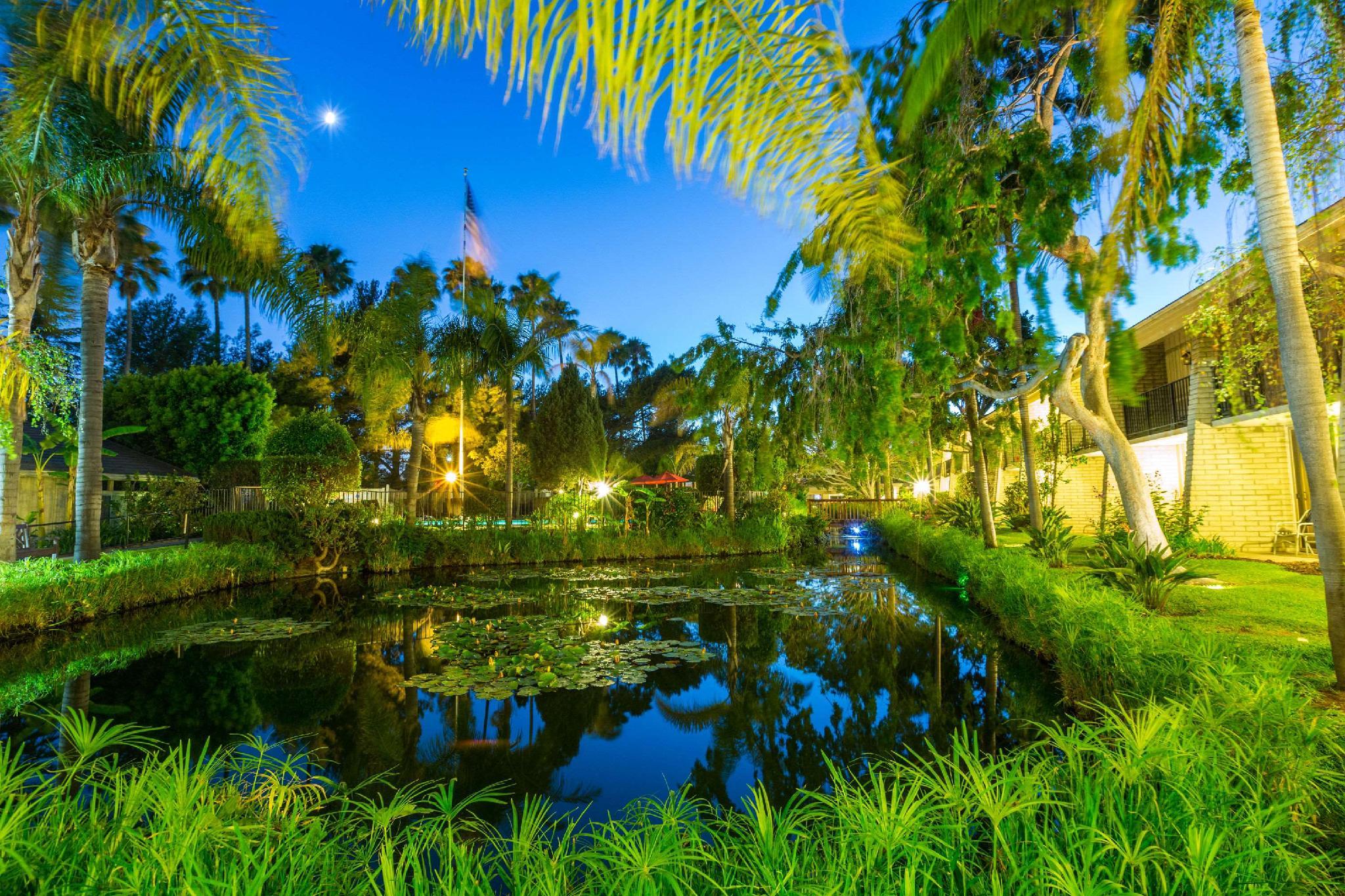 Ngoại cảnh khách sạn