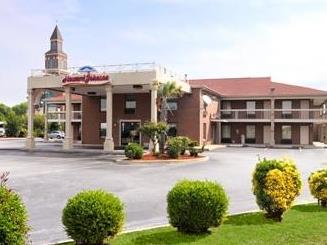 Ngoại cảnh khách sạn