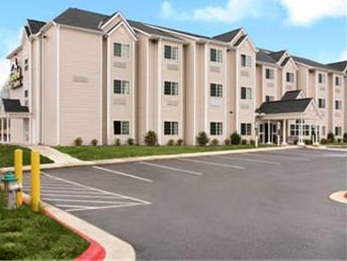 Ngoại cảnh khách sạn