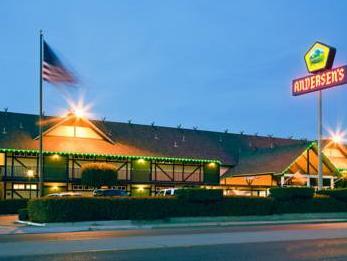 Ngoại cảnh khách sạn