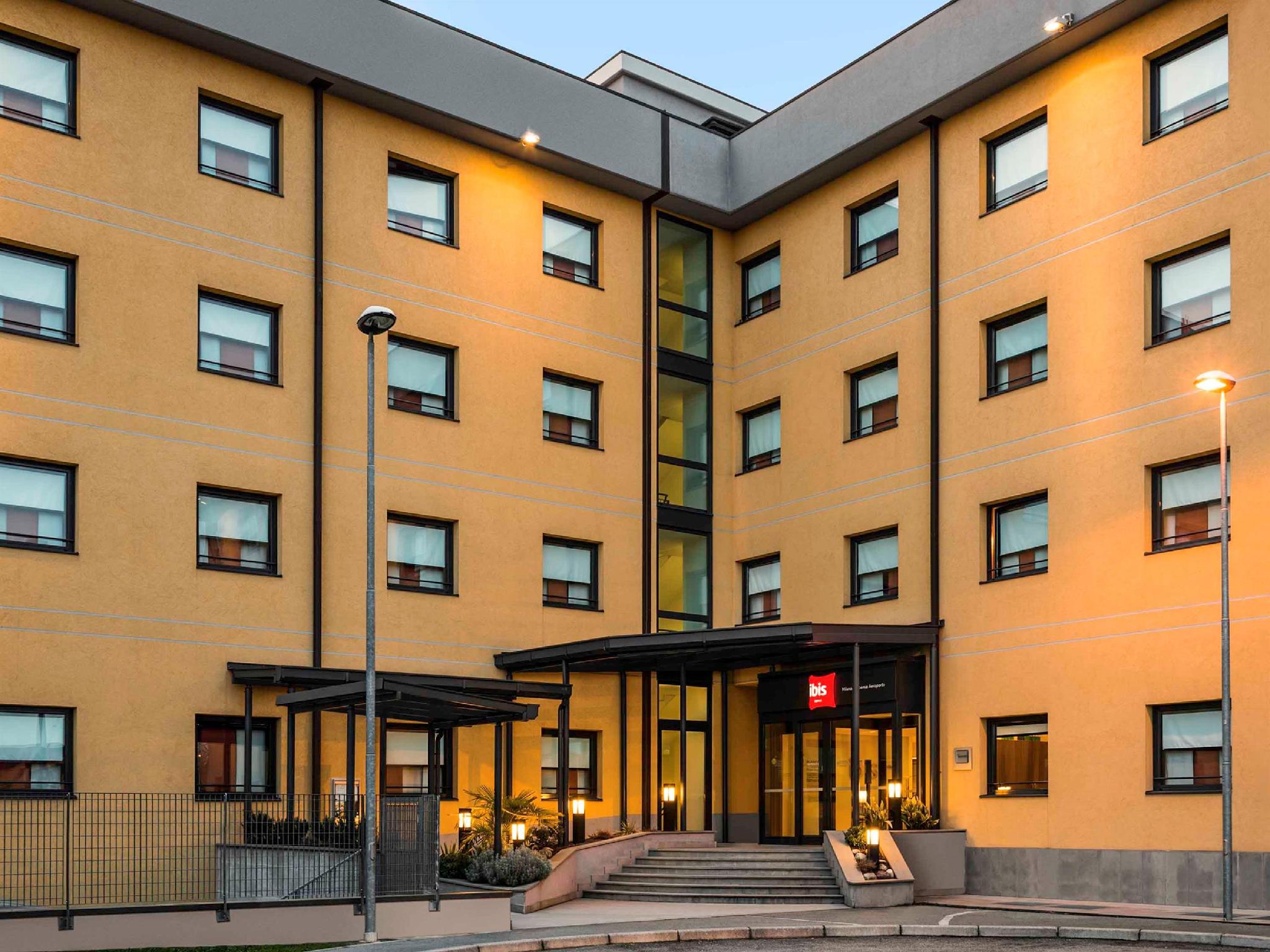 Ngoại cảnh khách sạn