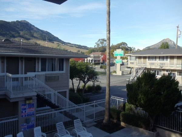 Ngoại cảnh khách sạn