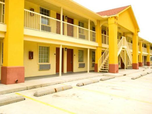 Ngoại cảnh khách sạn