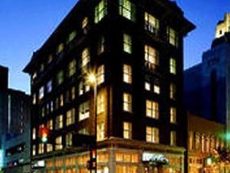 Ngoại cảnh khách sạn