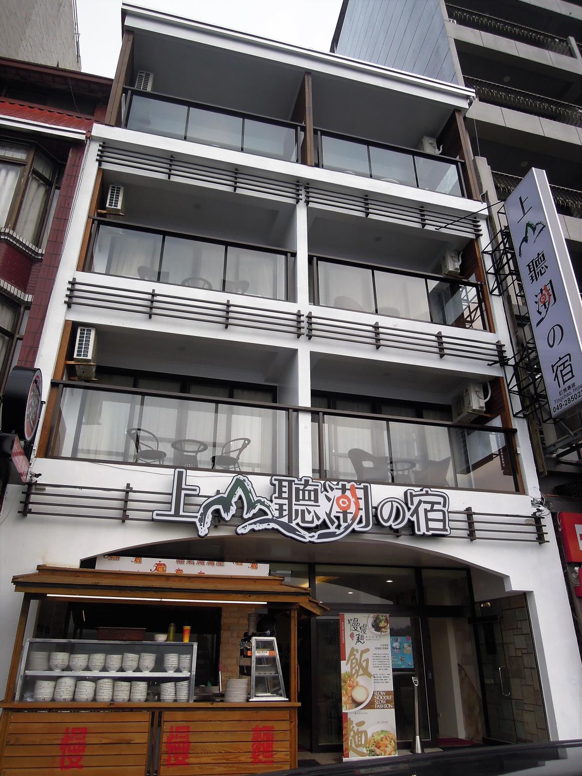 Ngoại cảnh khách sạn