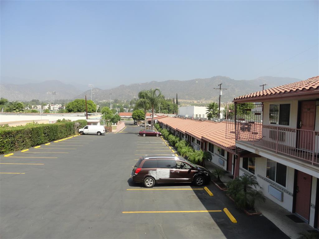 Ngoại cảnh khách sạn