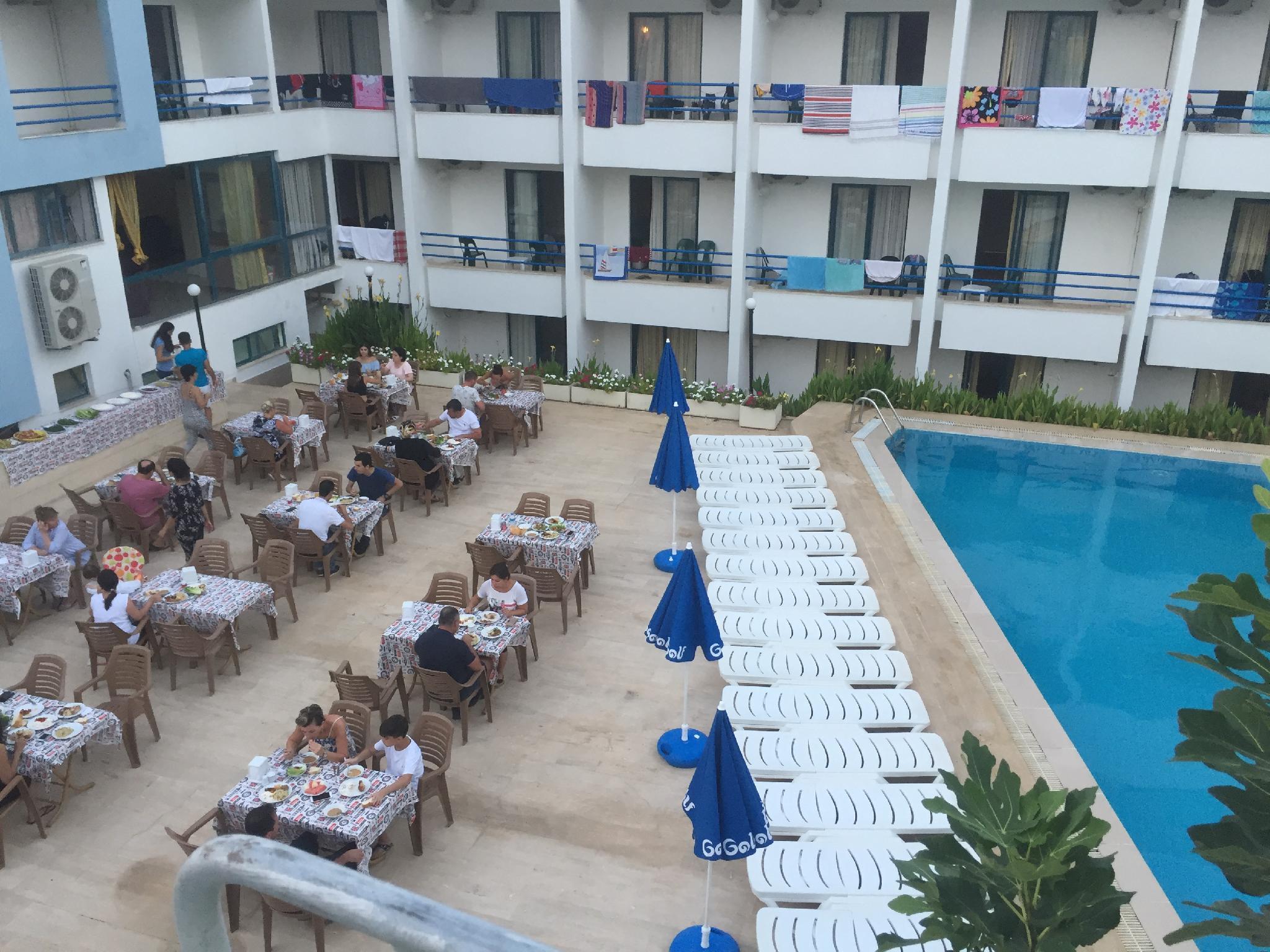 Đồ ăn và thức uống