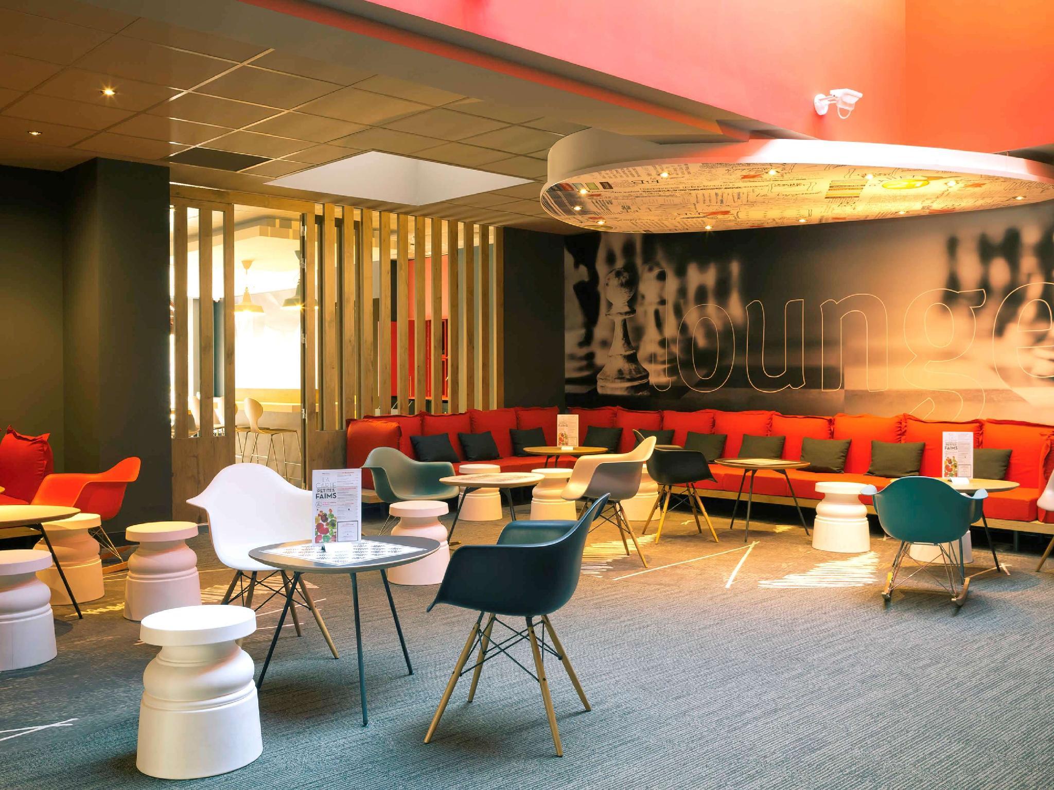 Ngoại cảnh khách sạn