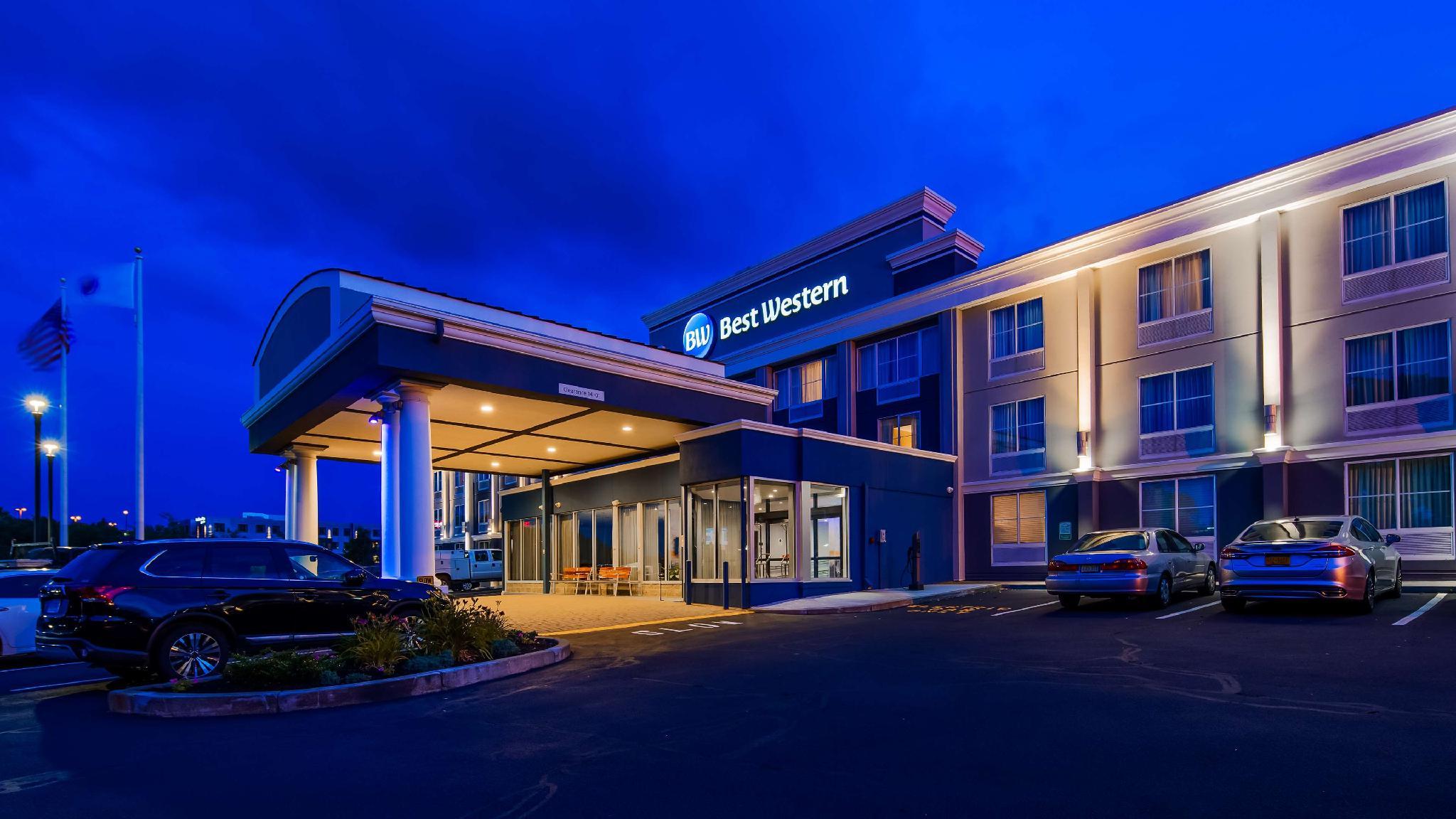 Ngoại cảnh khách sạn