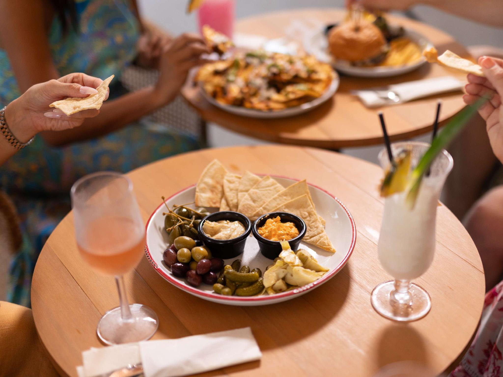 Ngoại cảnh khách sạn