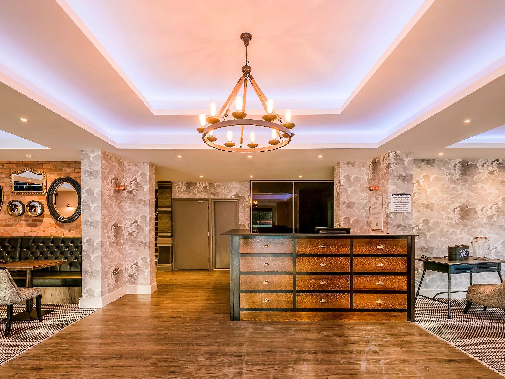 Ngoại cảnh khách sạn