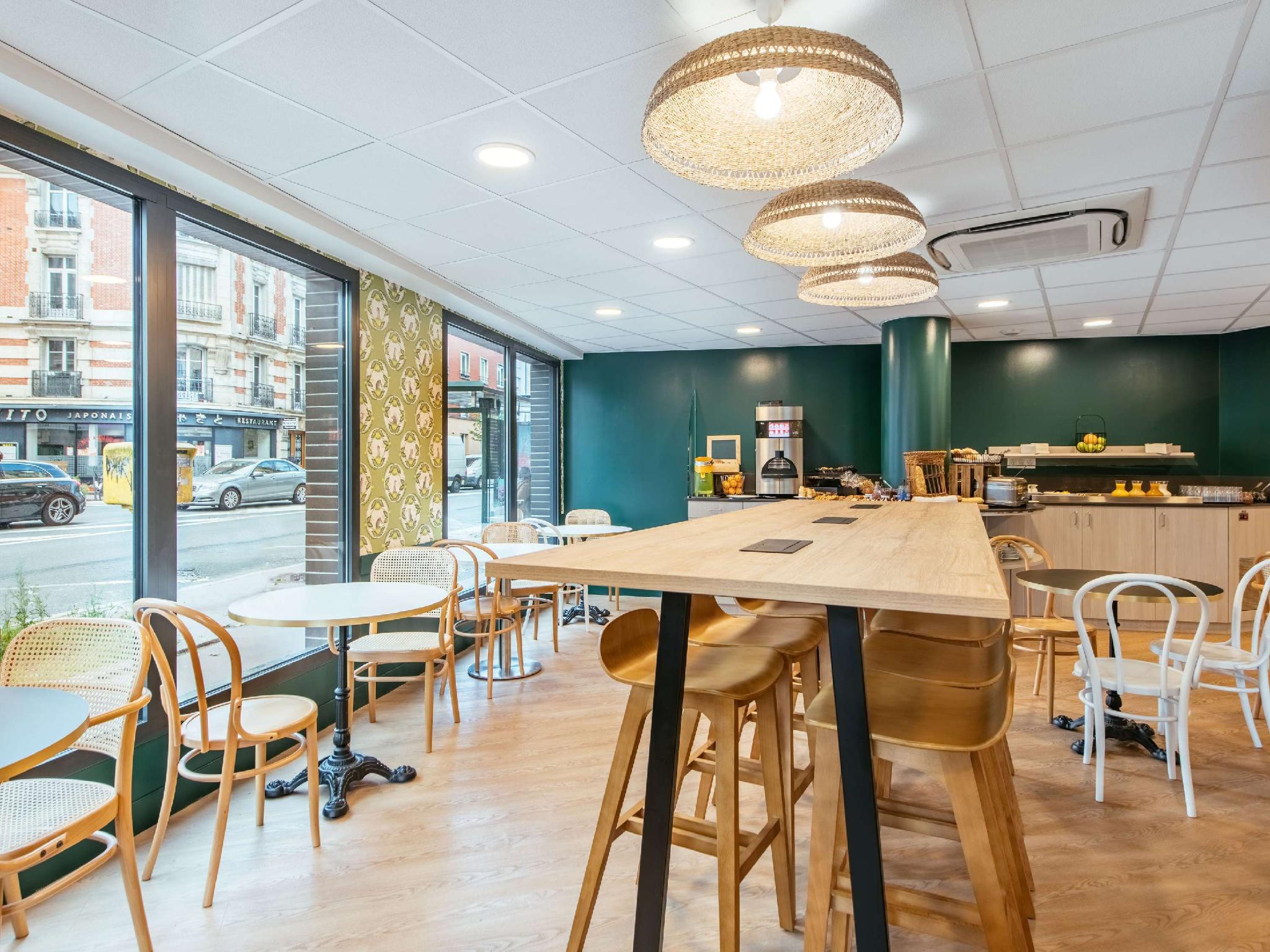 Ngoại cảnh khách sạn