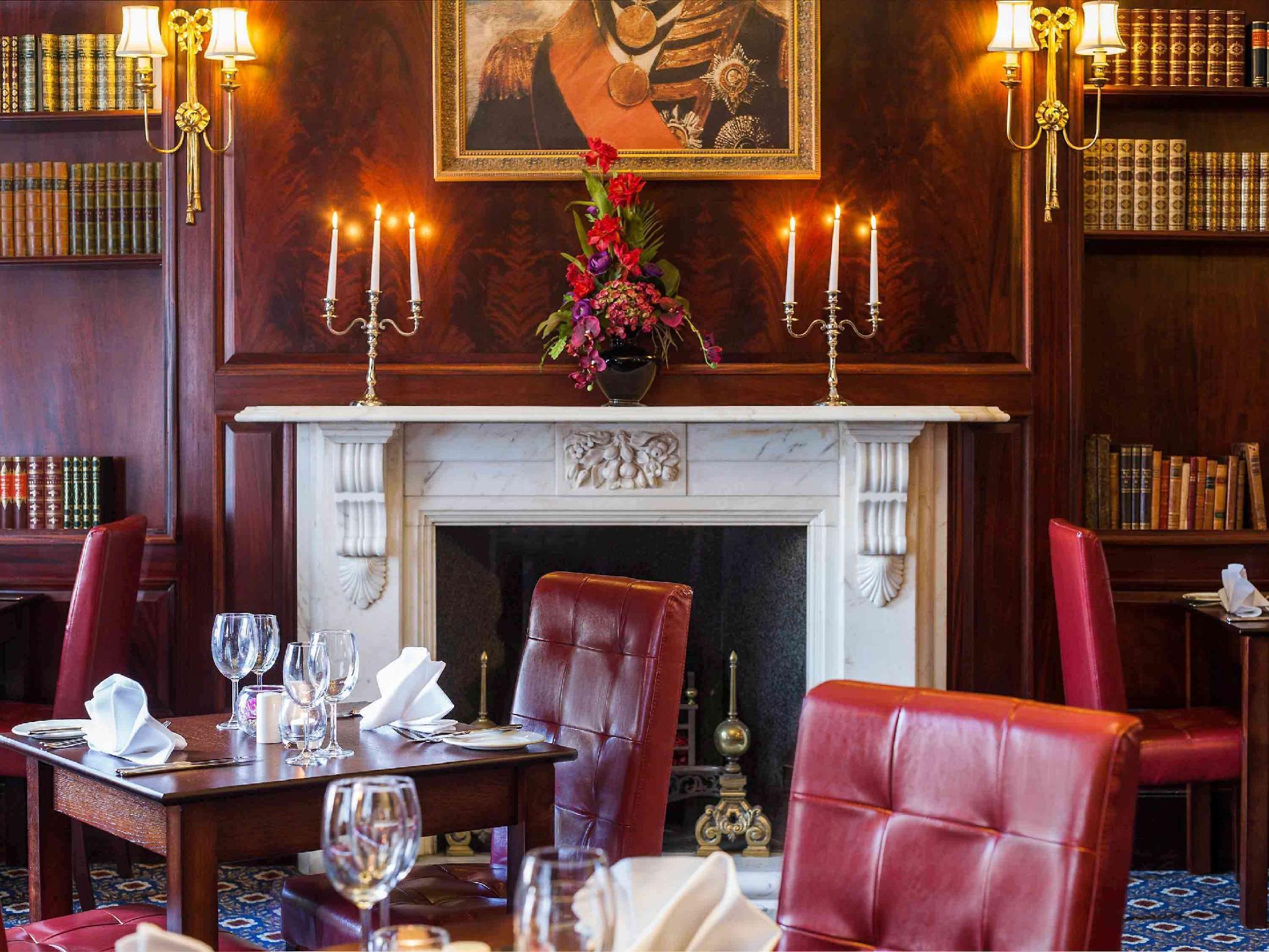 Ngoại cảnh khách sạn