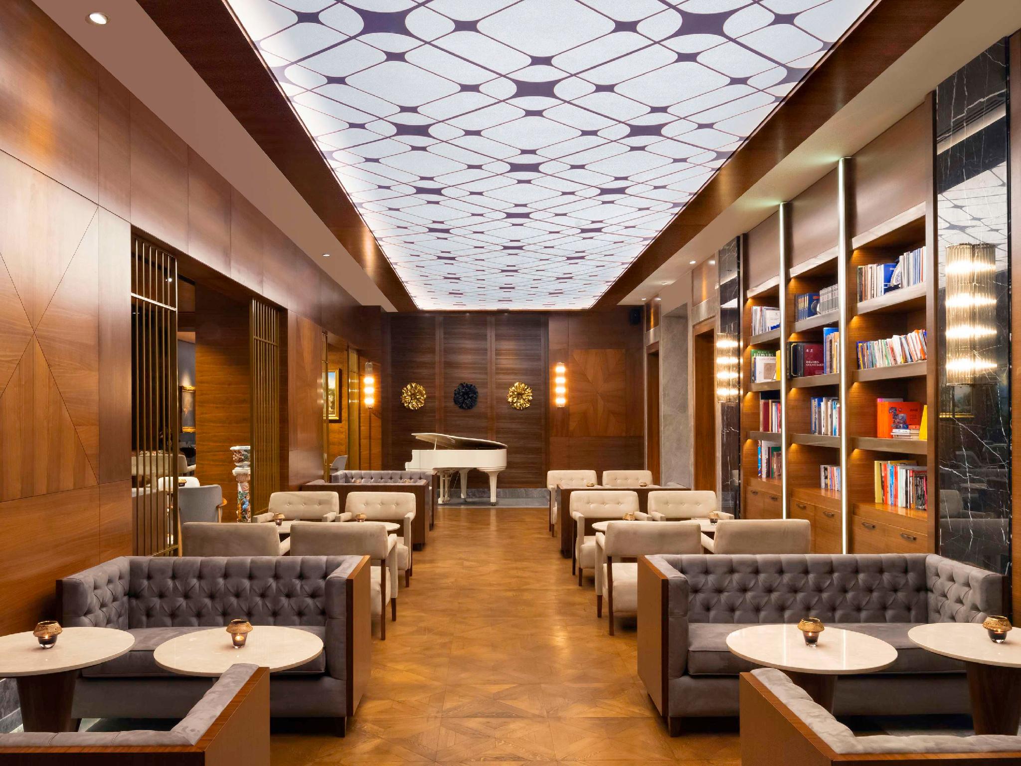 Trung tâm hội nghị