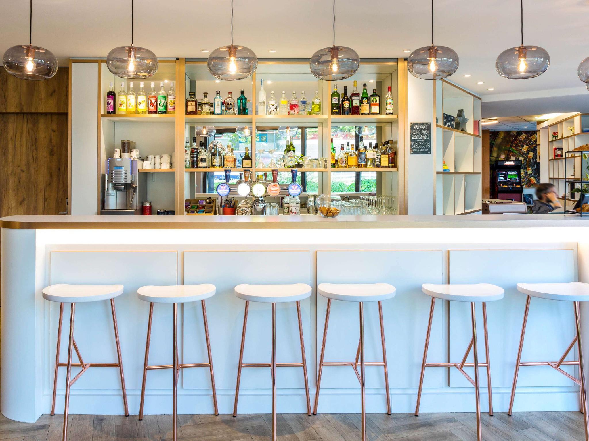 Ngoại cảnh khách sạn