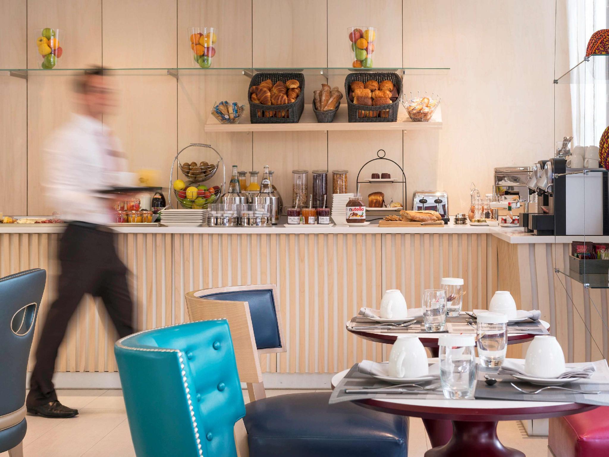 Ngoại cảnh khách sạn