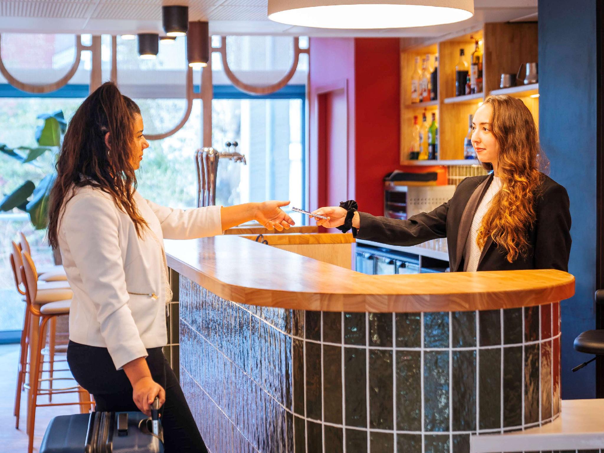 Ngoại cảnh khách sạn