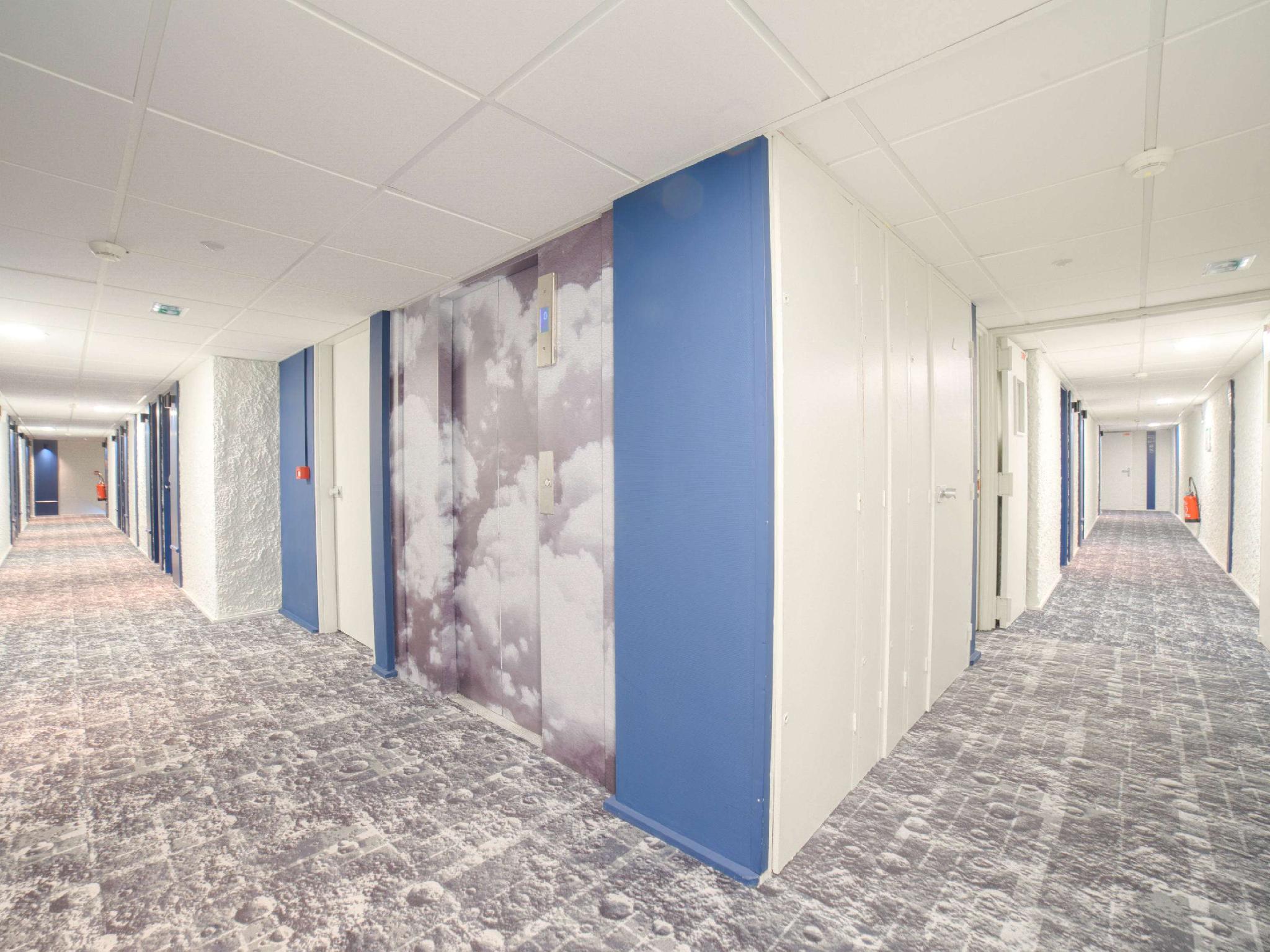 Ngoại cảnh khách sạn