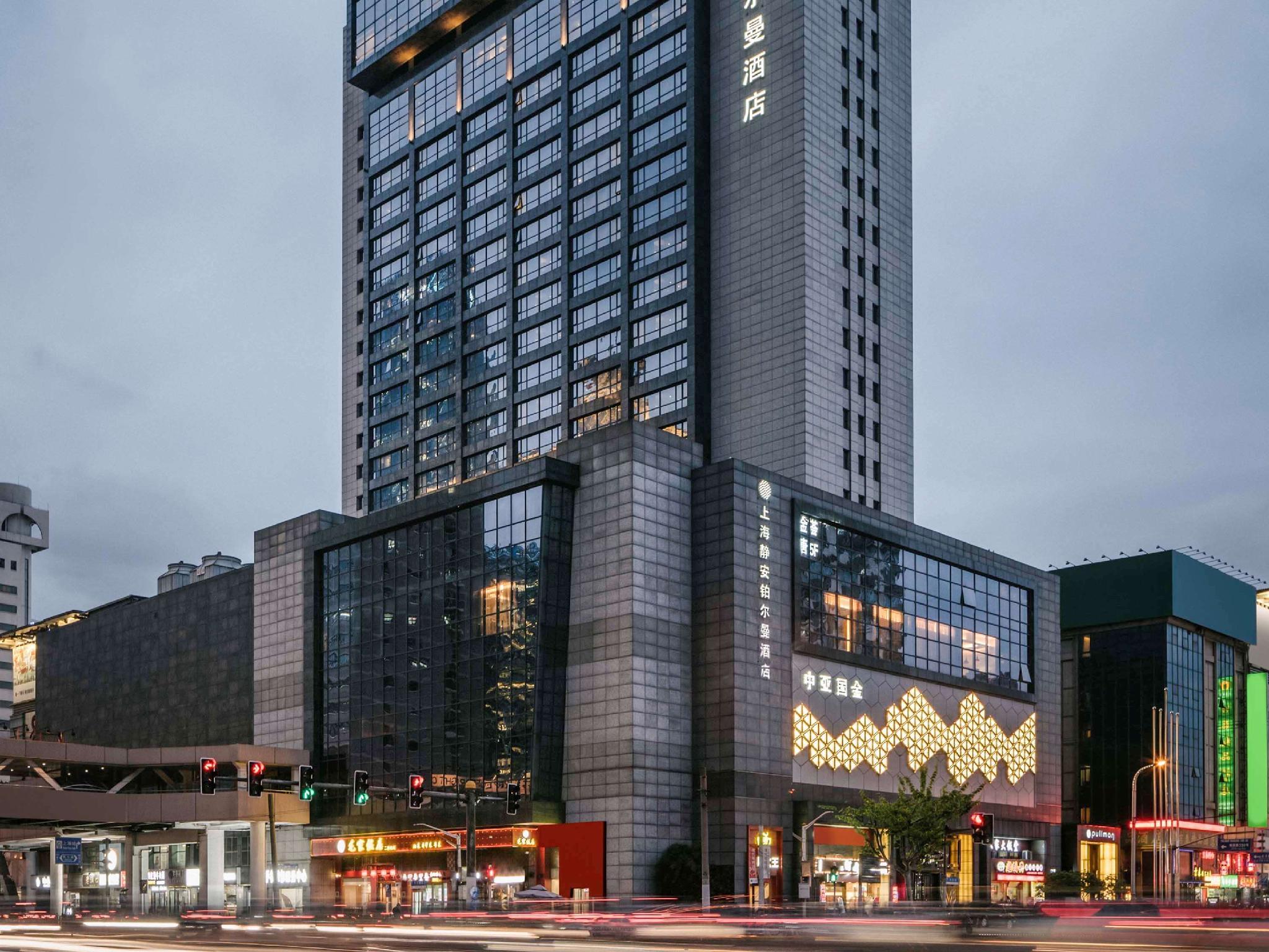 Ngoại cảnh khách sạn