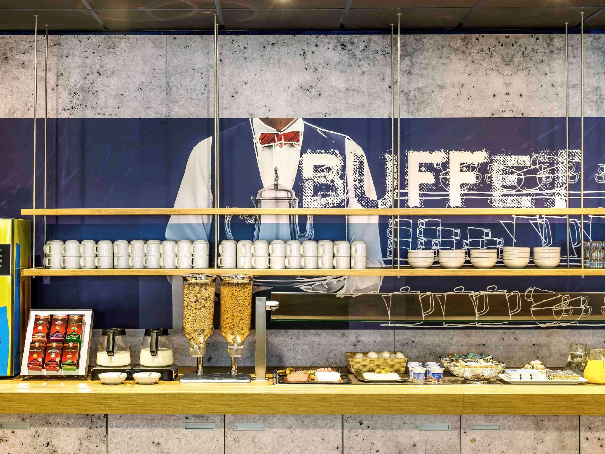 Ngoại cảnh khách sạn