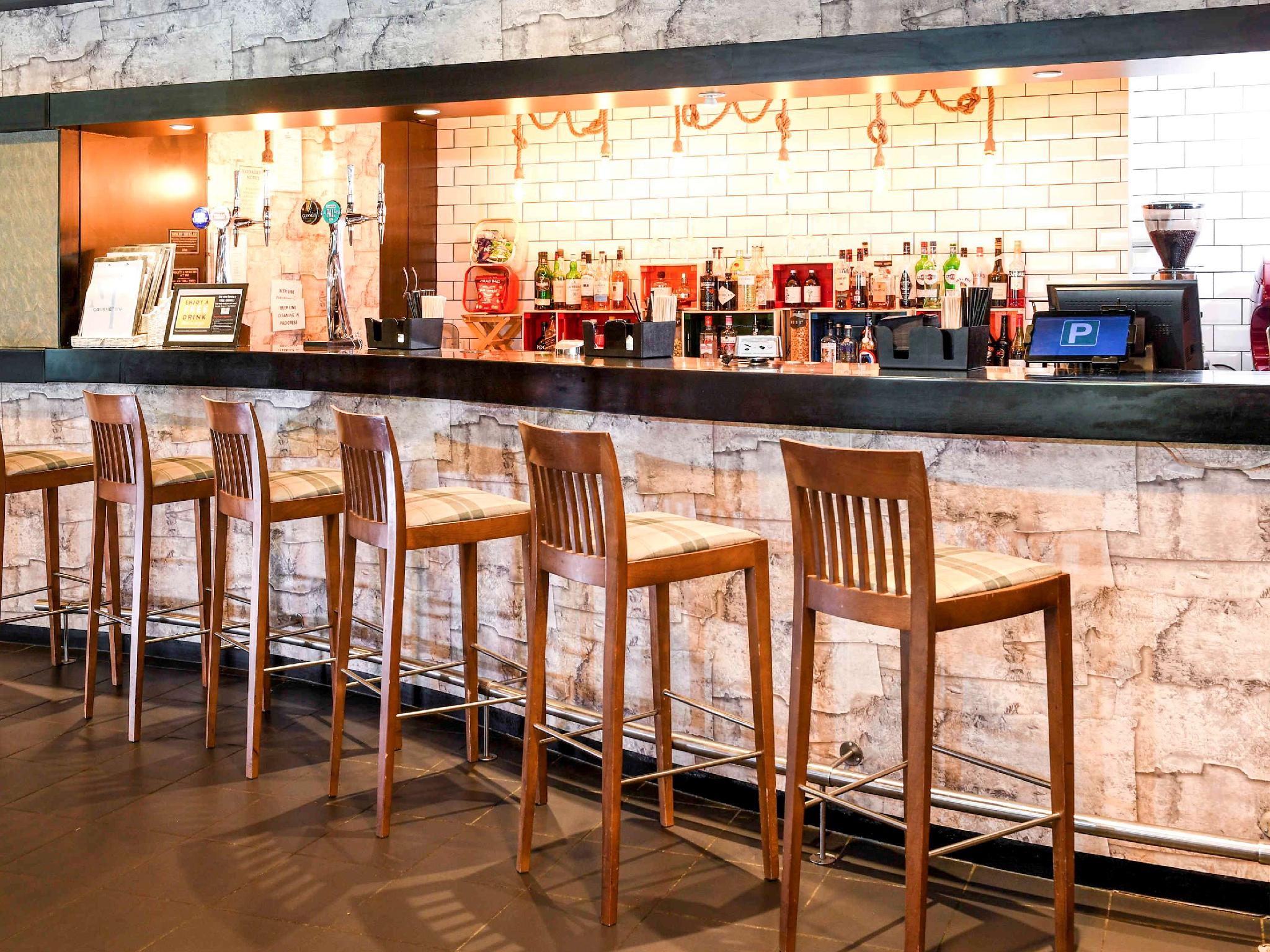 Ngoại cảnh khách sạn