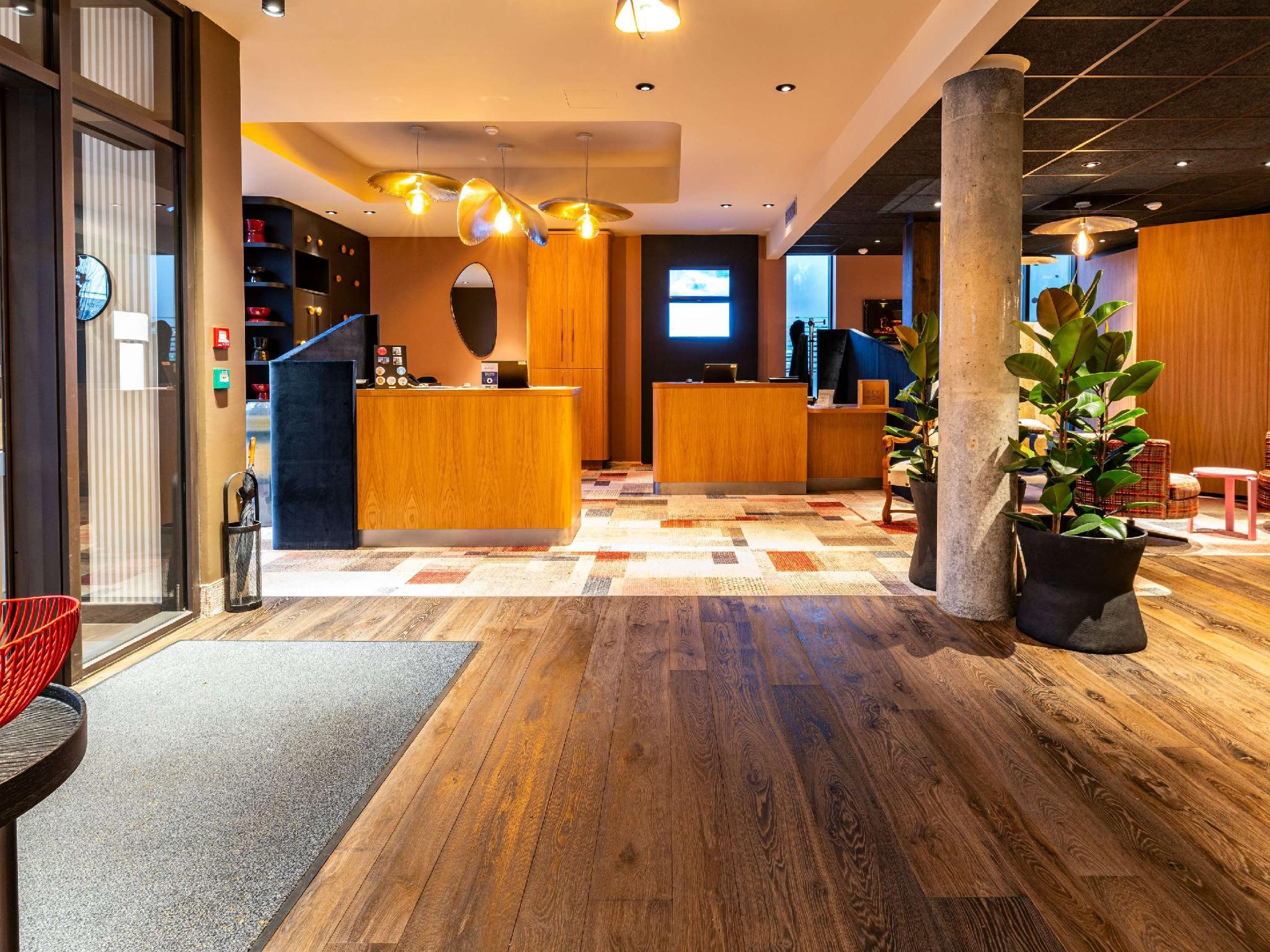 Ngoại cảnh khách sạn