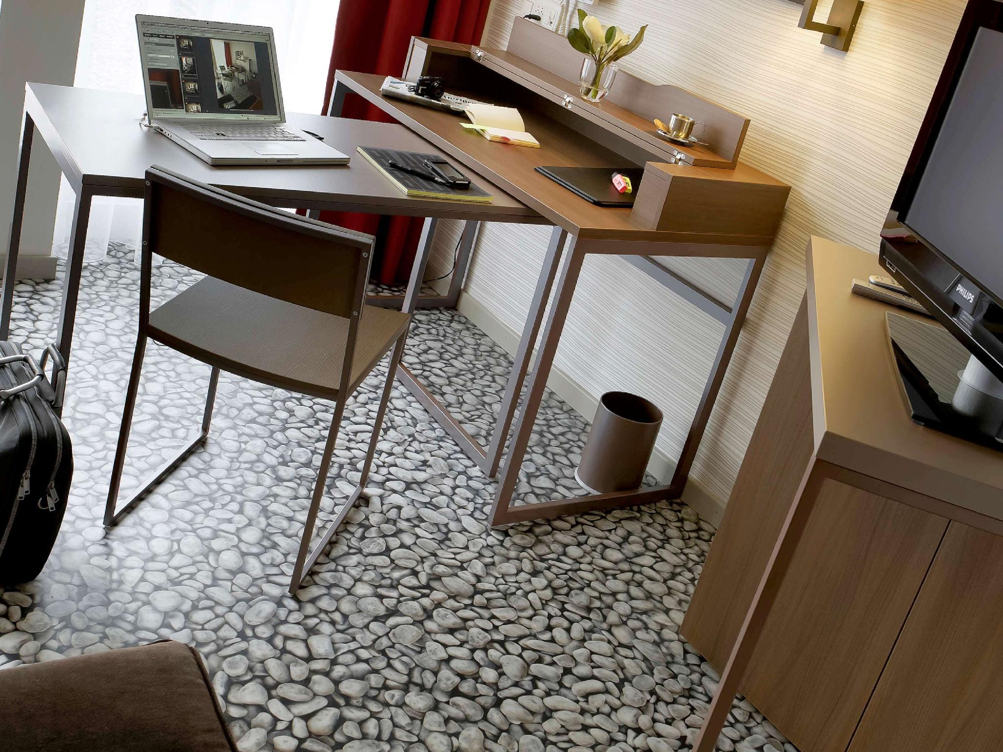 Trung tâm hội nghị