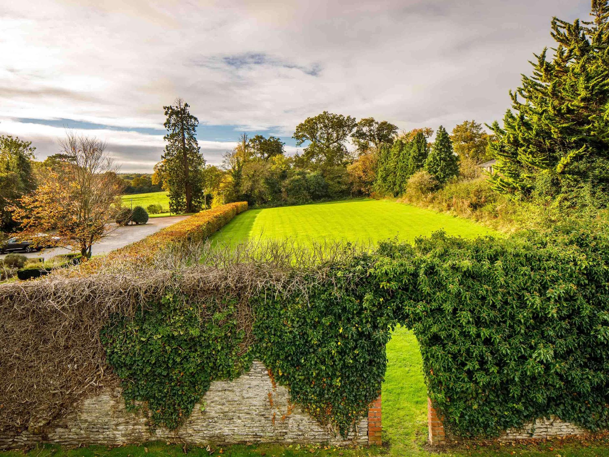 Ngoại cảnh khách sạn