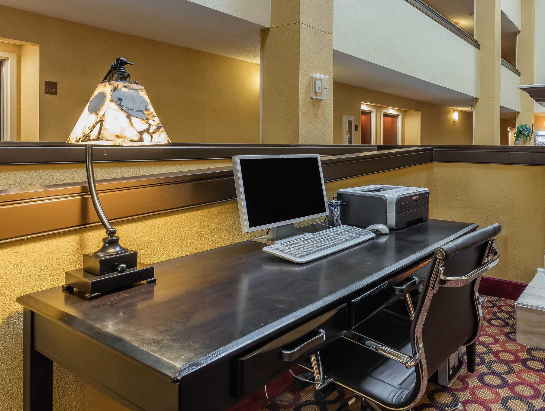 Trung tâm hội nghị