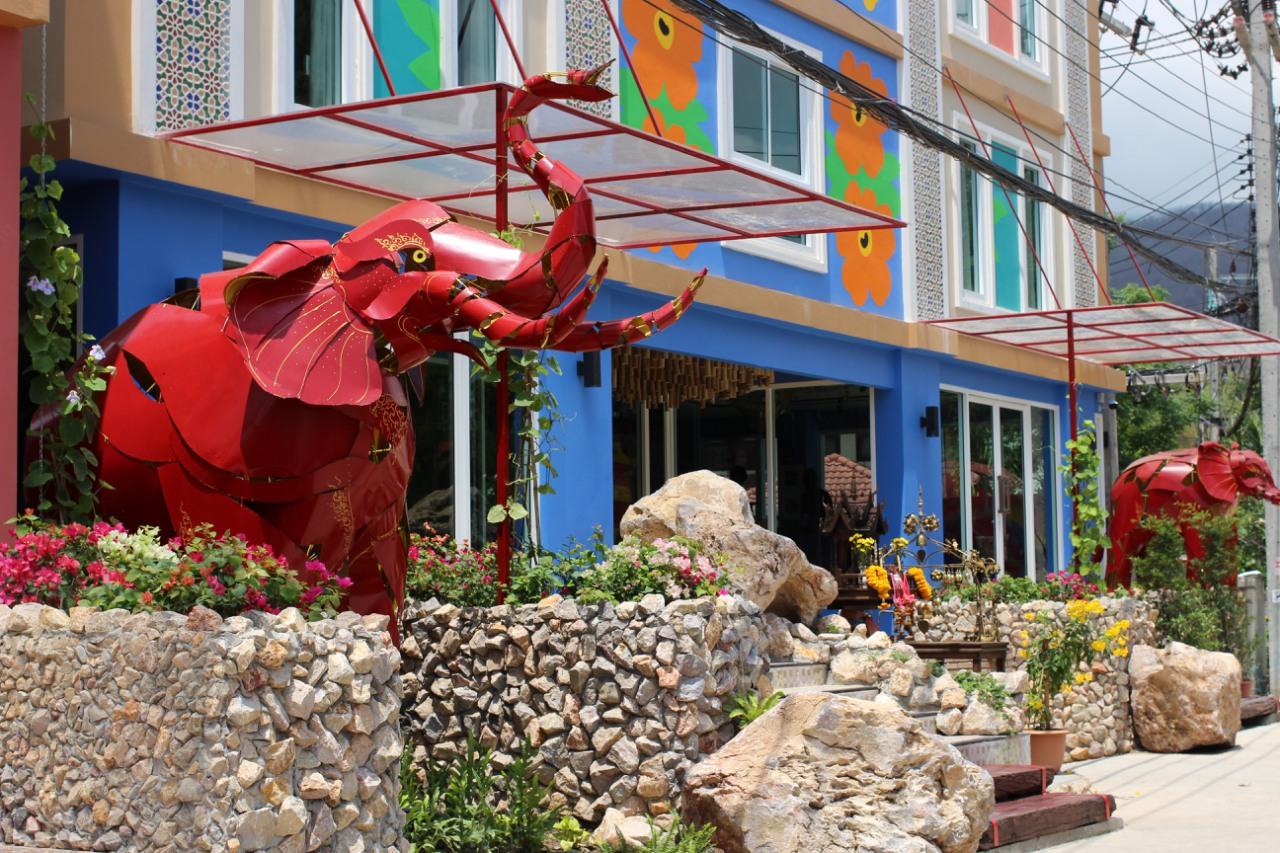 Ngoại cảnh khách sạn